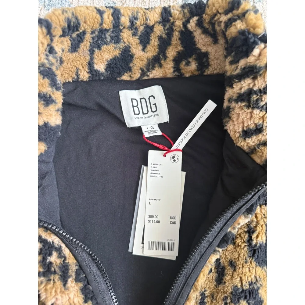 BDG Urban Outfitters‎ Olive Leopard Print Womens Fleece Zip-Up Jacket Large NWT